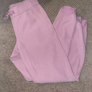 Lululemon joggers never worn